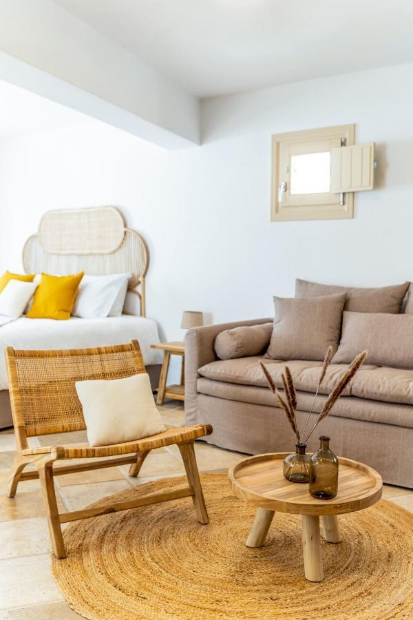 Vacay Suites Firostefani Ngoại thất bức ảnh