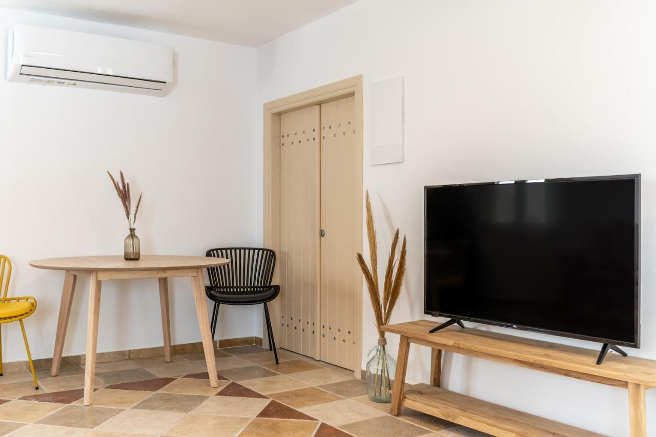 Vacay Suites Firostefani Ngoại thất bức ảnh